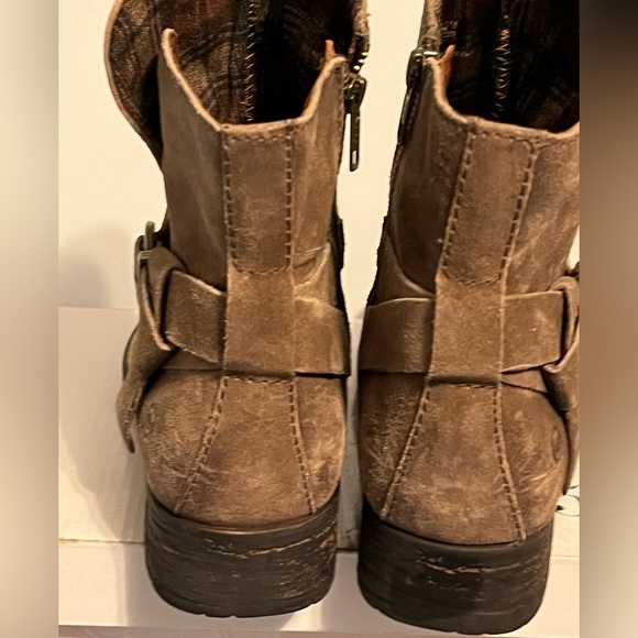 Born Brown Ankle Boots with Buckle Detail women’s size 9M - Picture 5 of 12